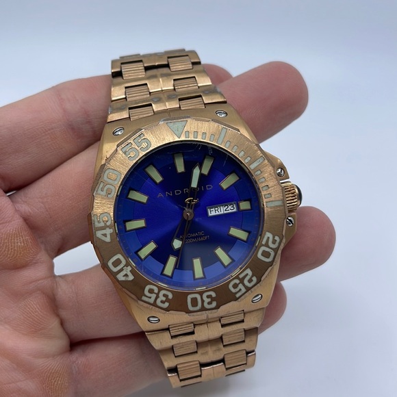 Android Automatic Watch - Picture 1 of 11